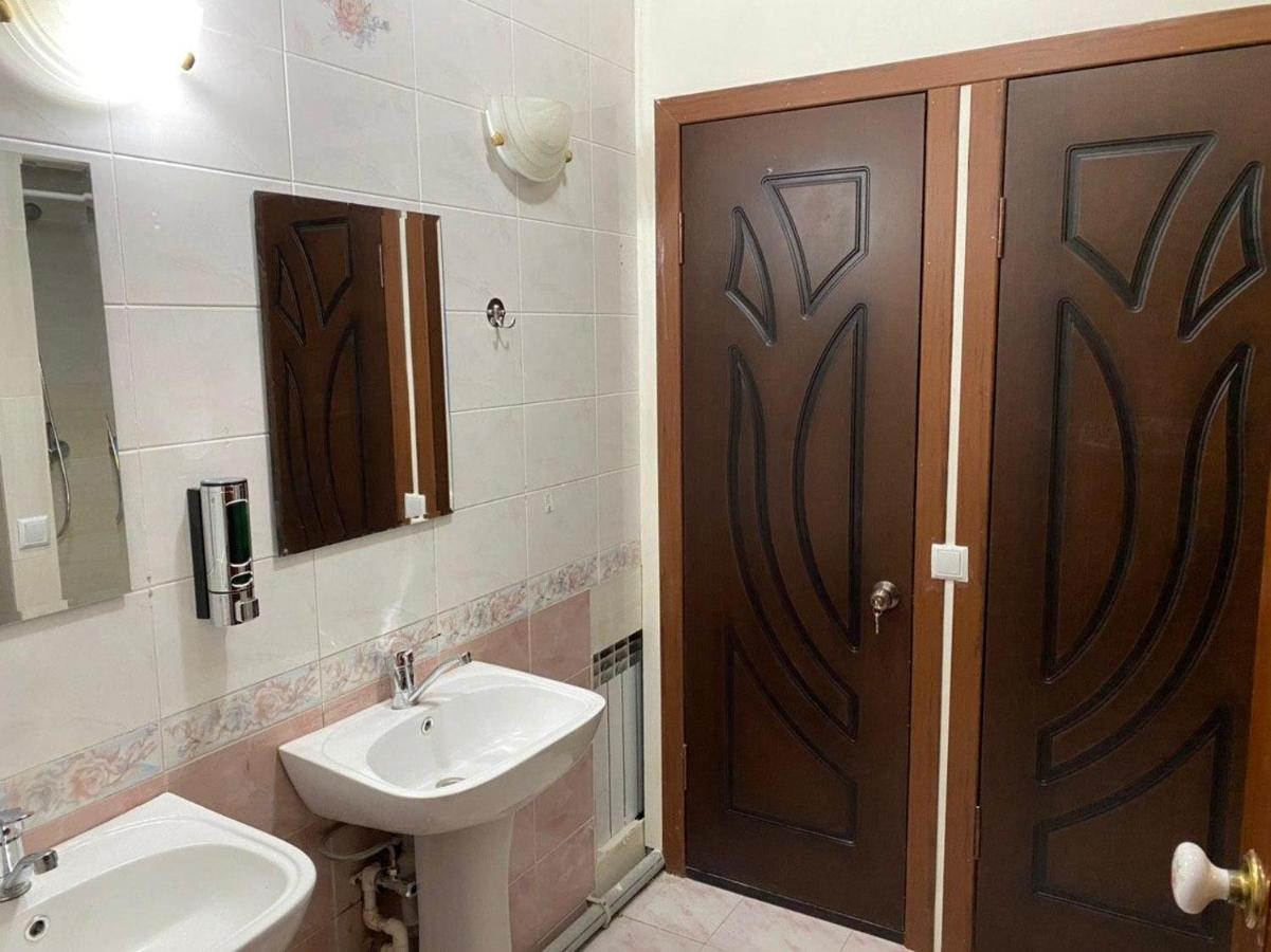 Old Inn Hostel Tachkent Extérieur photo
